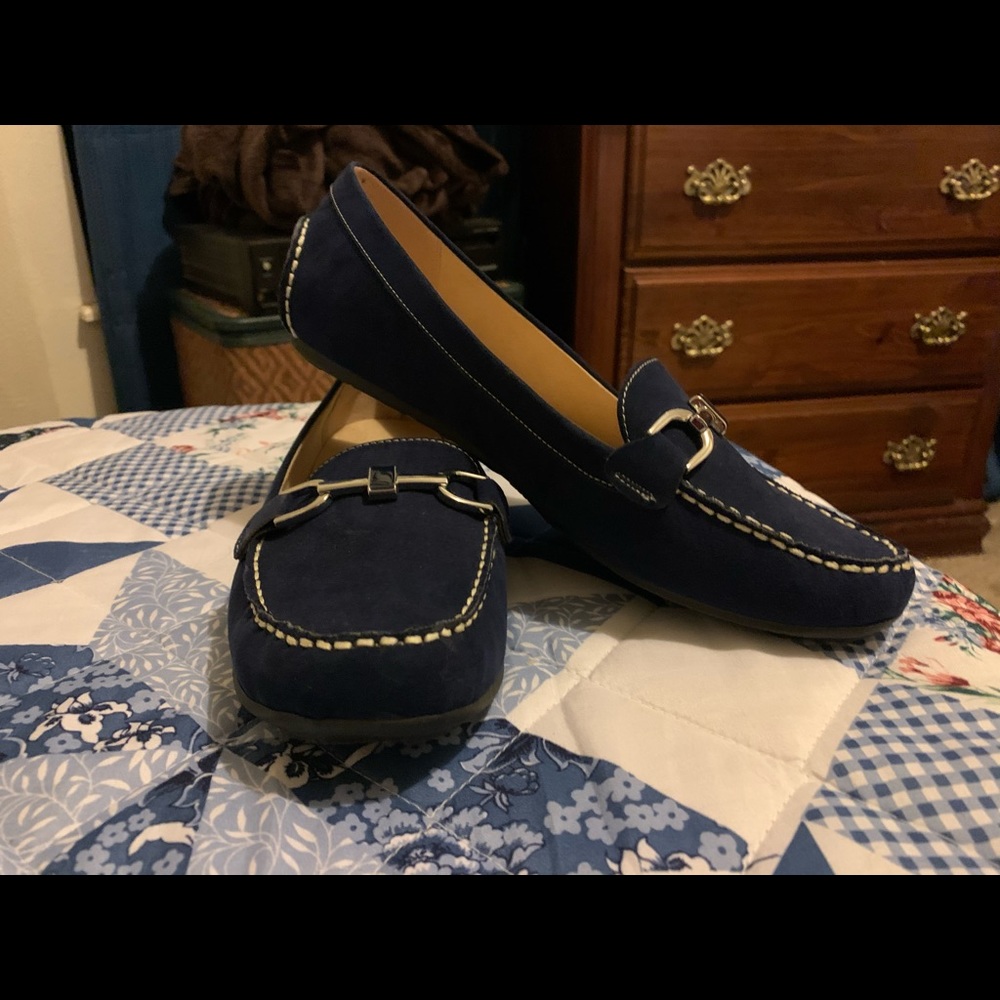 COPY - Navy loafers
